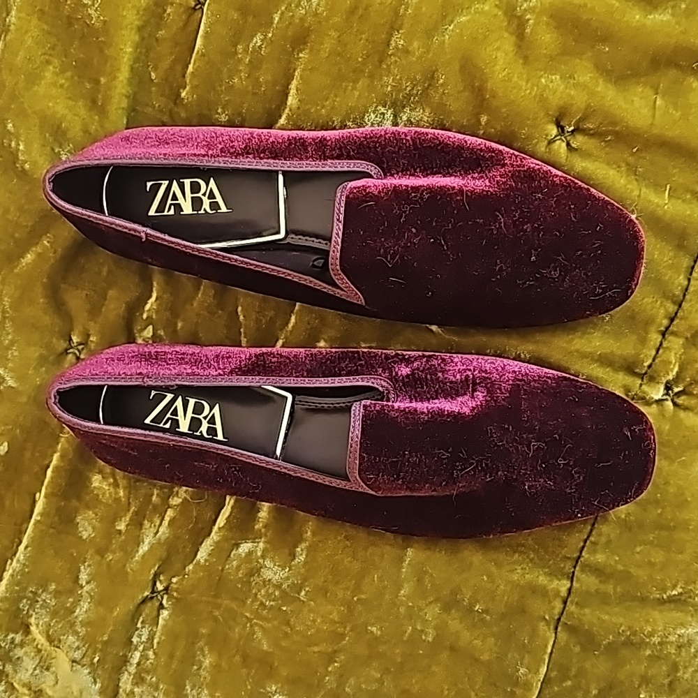 Zara burgundy velvet loafers